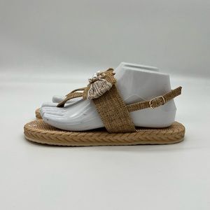 She & In Bow Sandals